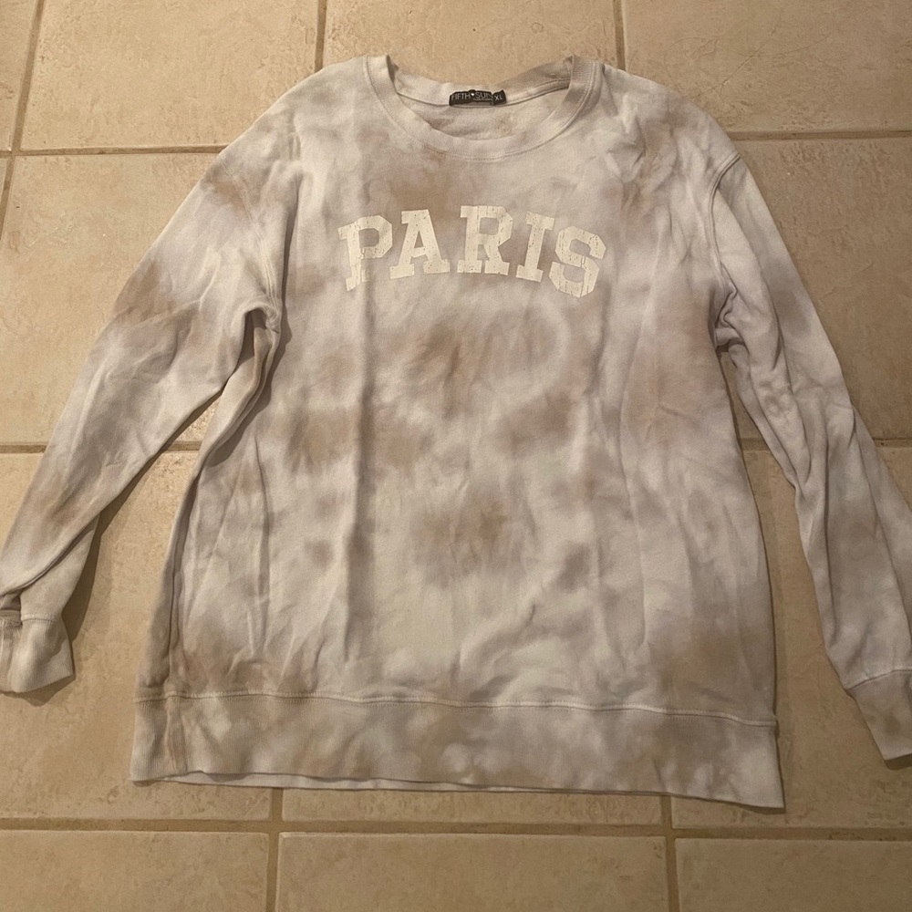 Crewneck sweatshirt